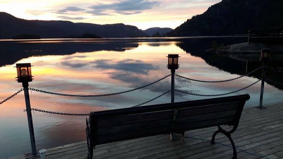 Revsnes Hotel Byglandsfjord Buitenkant foto